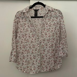 Floral Button down shirt - Size M
